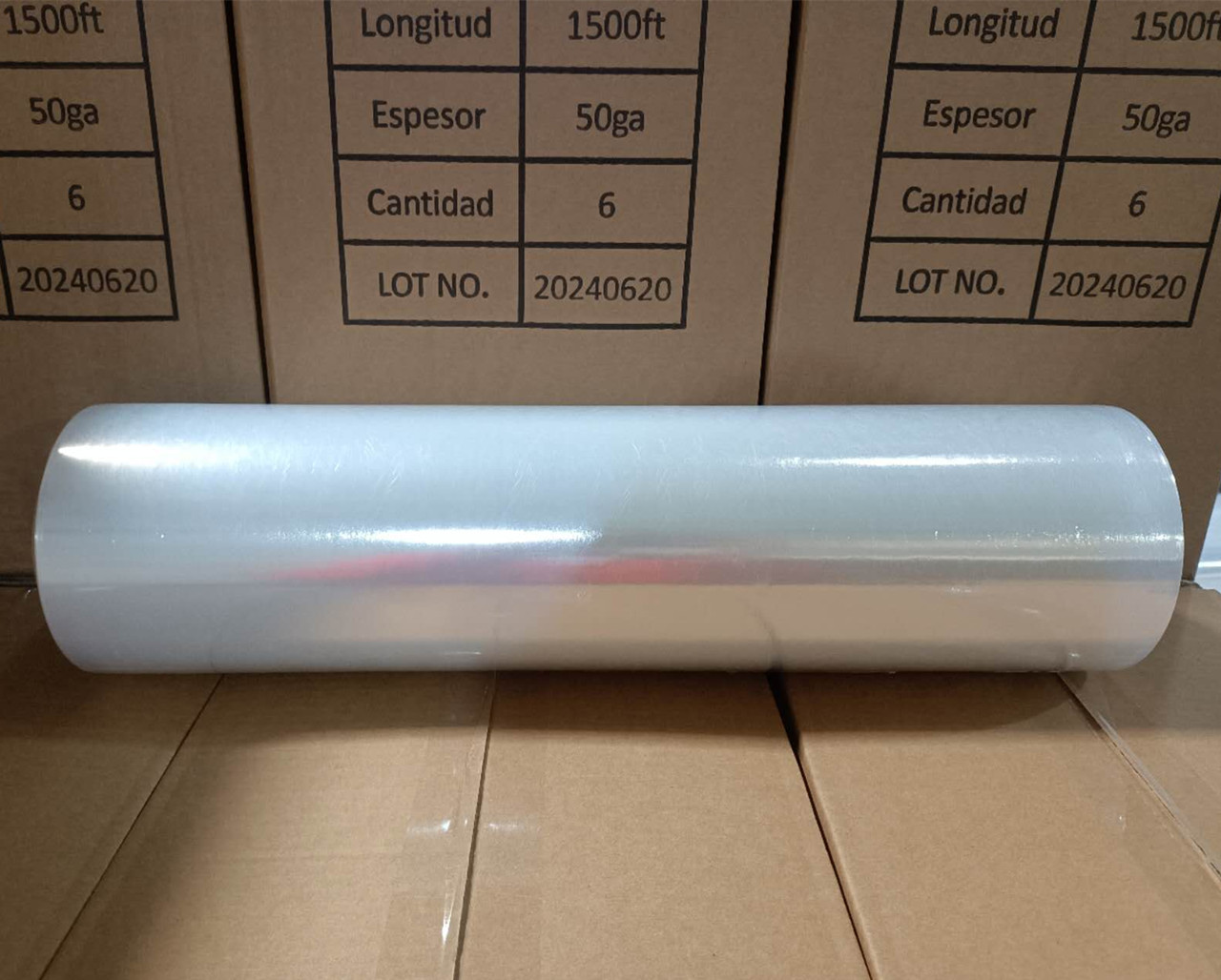 ENVELOPPEMENT ÉTIRABLE TRANSPARENT 50GA 1500FT LLDPE POUR EMBALLAGE DE PALETTES